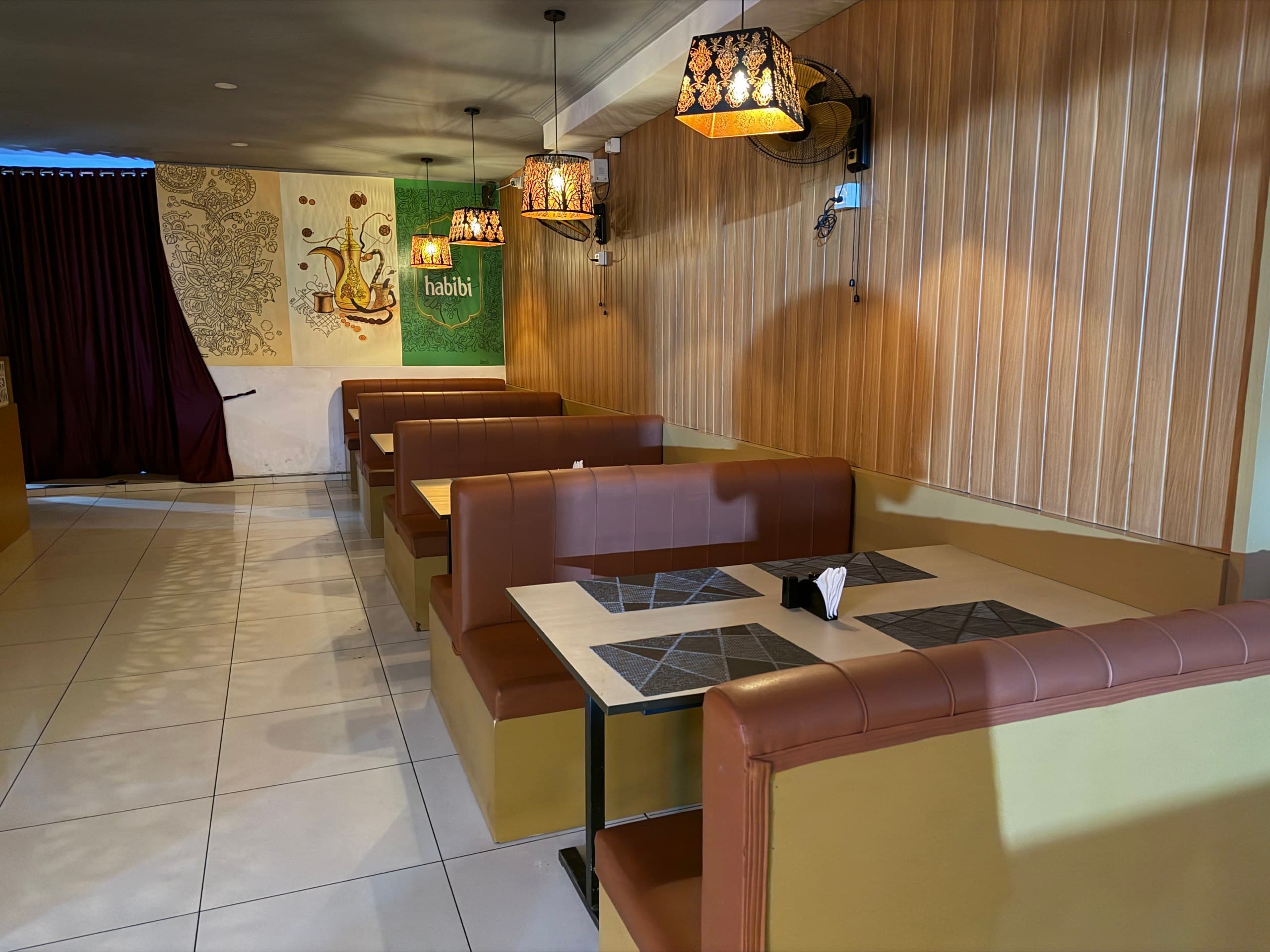 Habibi Arabian Mandi dining hall ambience